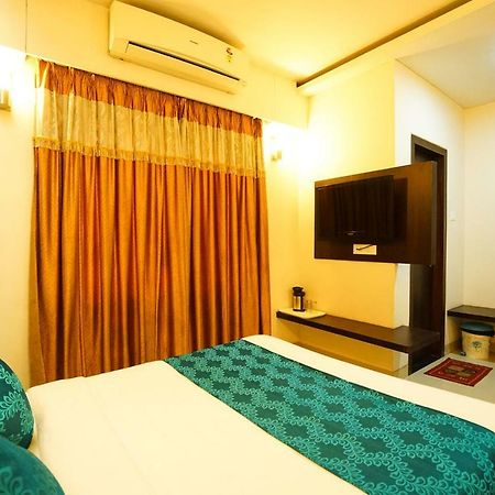 Hotel Aarya Inn Rāipur Esterno foto
