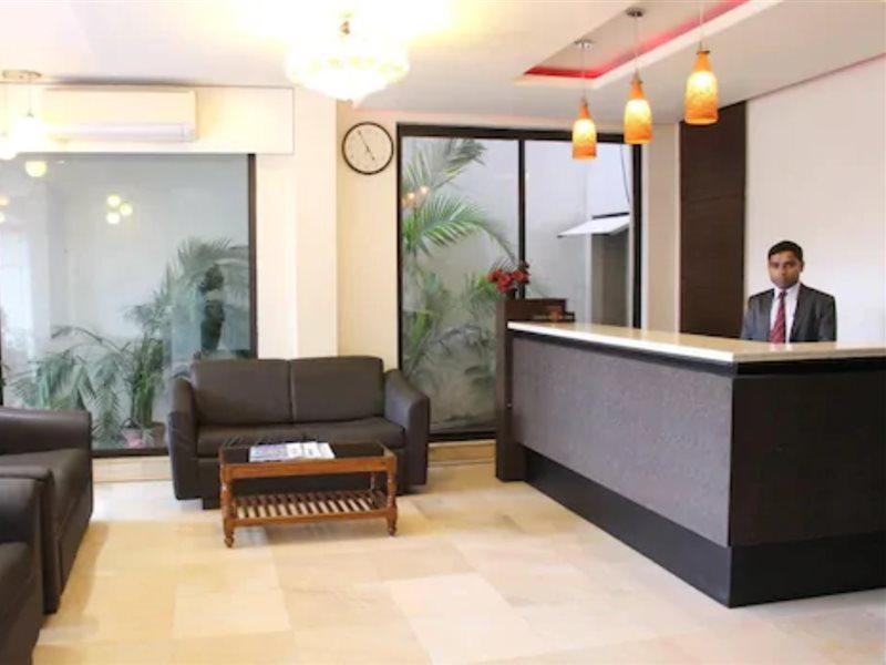 Hotel Aarya Inn Rāipur Esterno foto
