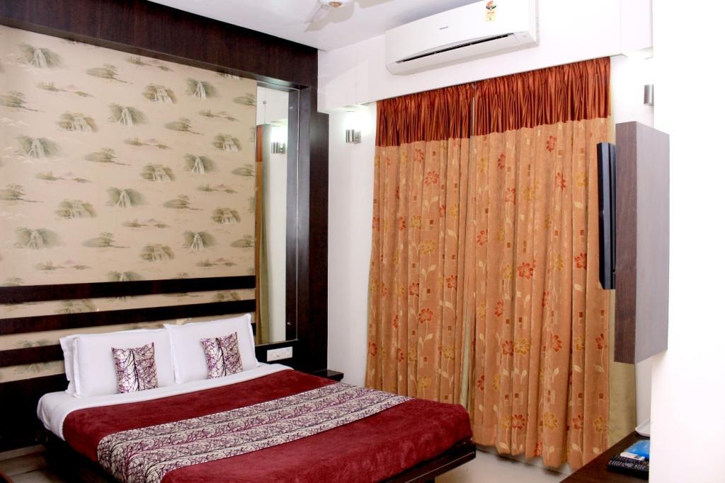 Hotel Aarya Inn Rāipur Esterno foto