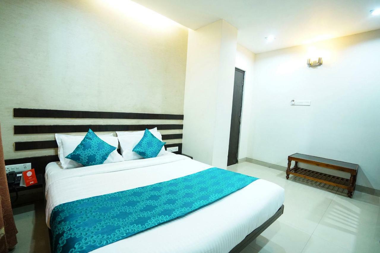 Hotel Aarya Inn Rāipur Esterno foto